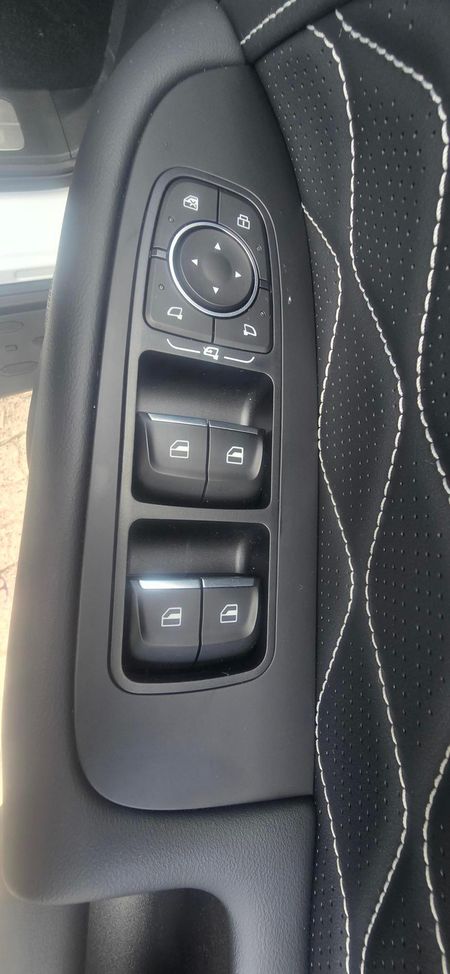 2026-GWM-Tank-300-24TD-Luxury-Auto_5