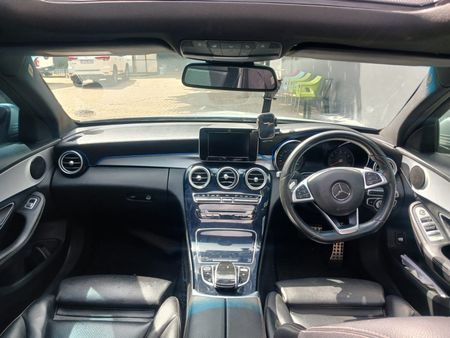 2017-Mercedes-Benz-C-Class-C-200-AMG-Line-Auto_8