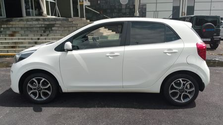 2019-Kia-Picanto-10-Street_2