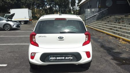 2019-Kia-Picanto-10-Street_6