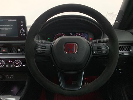 2026-Honda-Civic-20T-Type-R_15