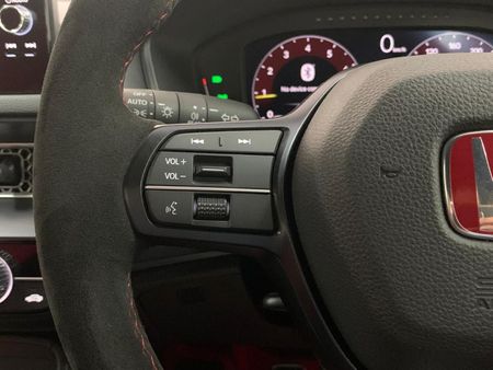 2026-Honda-Civic-20T-Type-R_16