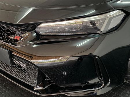 2026-Honda-Civic-20T-Type-R_17