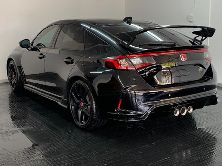 2026-Honda-Civic-20T-Type-R_4