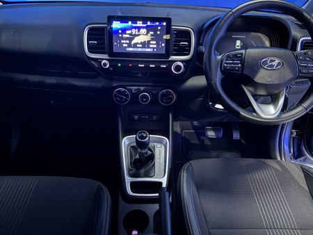2024-Hyundai-Venue-10-TGDI-Fluid-DCT_11