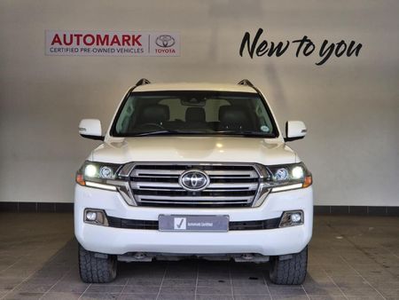 2019-Toyota-Land-Cruiser-200-45-D-V8-VX-R-Auto_1