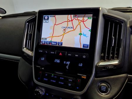 2019-Toyota-Land-Cruiser-200-45-D-V8-VX-R-Auto_22