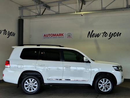 2019-Toyota-Land-Cruiser-200-45-D-V8-VX-R-Auto_23