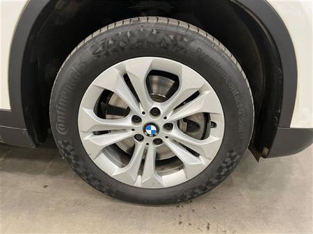2018-BMW-X1-sDrive20d-Auto_8