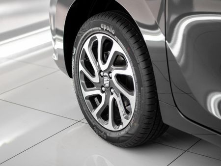 2026-Suzuki-Baleno-15-GLX-Auto_5