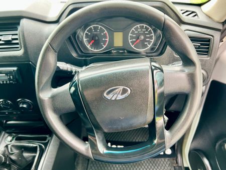 2022-Mahindra-Pik-Up-22-mHawk-S4-Single-Cab_12