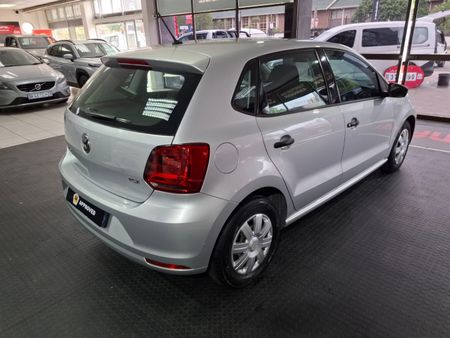2017-Volkswagen-Polo-GP-12-TSI-Trendline-66kW_6