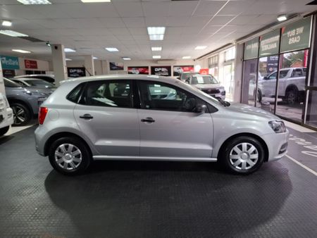 2017-Volkswagen-Polo-GP-12-TSI-Trendline-66kW_7