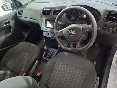 2017-Volkswagen-Polo-GP-12-TSI-Trendline-66kW_8