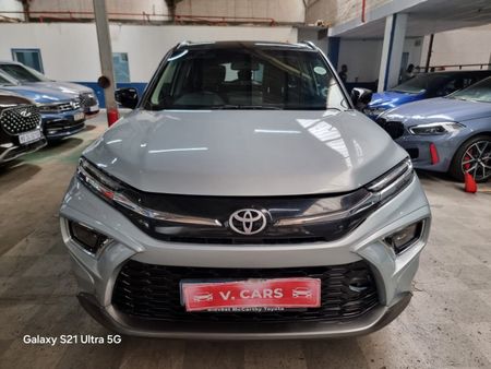 2024-Toyota-Urban-Cruiser-15-Xr-Auto_0