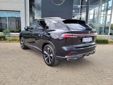 2025-MG-HS-20T-Lux-Auto_6