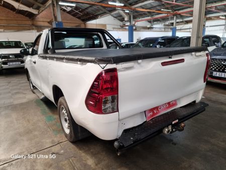 2025-Toyota-Hilux-24-GD-Single-Cab_12