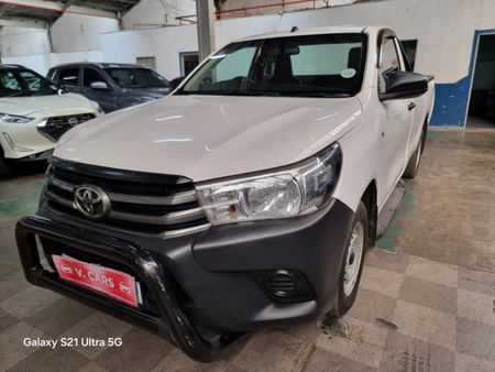2025-Toyota-Hilux-24-GD-Single-Cab_1