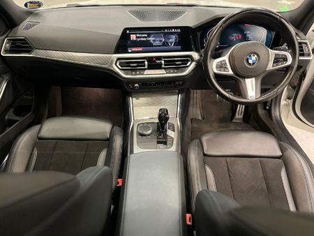 2021-BMW-3-Series-320d-M-Sport_11