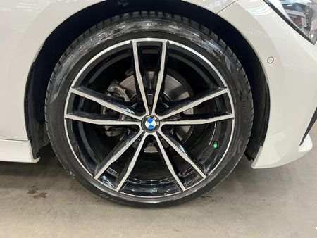 2021-BMW-3-Series-320d-M-Sport_8