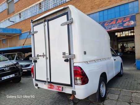 2018-Toyota-Hilux-24-GD-Single-Cab_11
