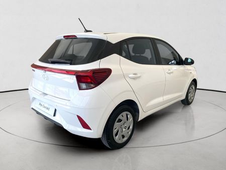 2025-Hyundai-Grand-i10-12-Motion-Auto_3