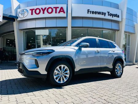 2026-Toyota-Corolla-Cross-18-XI_0