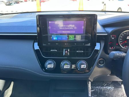 2026-Toyota-Corolla-Cross-18-XI_10