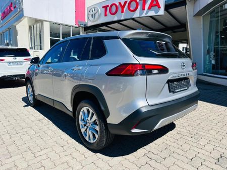 2026-Toyota-Corolla-Cross-18-XI_6