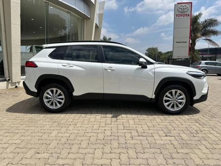 2026-Toyota-Corolla-Cross-18-XS_3