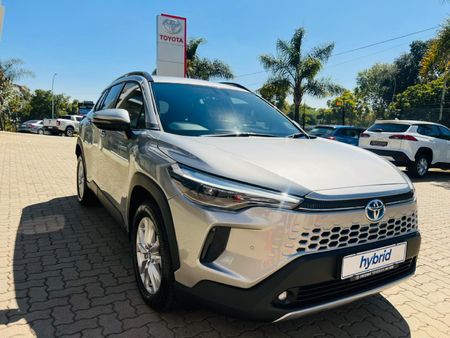 2026-Toyota-Corolla-Cross-18-XS-Hybrid_3