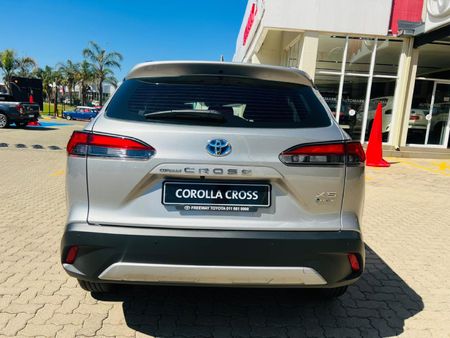 2026-Toyota-Corolla-Cross-18-XS-Hybrid_4