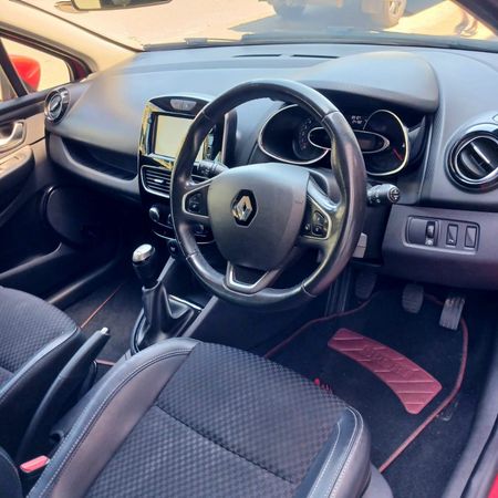 2017-Renault-Clio-IV-900T-Dynamique-5-dr-66kW_7