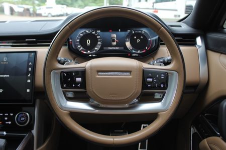 2022-Land-Rover-Range-Rover-30-D-HSE_19