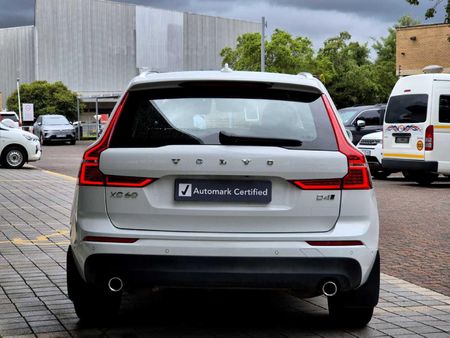 2018-Volvo-XC60-D4-Momentum-Auto-AWD_5