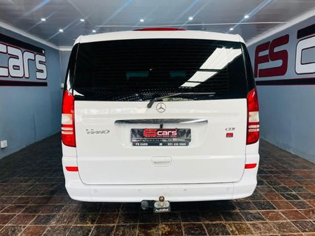 2012-Mercedes-Benz-Viano-30-CDI-Ambiente-Auto_4