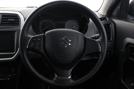 2022-Suzuki-Vitara-Brezza-15-GL_5