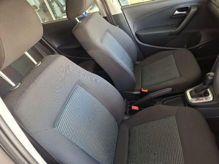 2024-Volkswagen-Polo-Vivo-16-Comfortline-Auto-5-dr_13