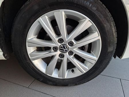 2024-Volkswagen-Polo-Vivo-16-Comfortline-Auto-5-dr_15