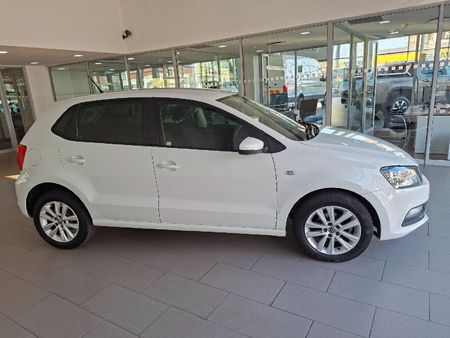2024-Volkswagen-Polo-Vivo-16-Comfortline-Auto-5-dr_7