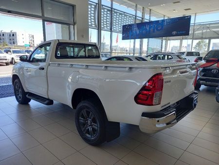 2026-Toyota-Hilux-24-GD-6-Raider-4x4-Auto-Single-Cab_4