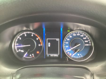 2020-Toyota-Fortuner-24-GD-6-Raised-Body_10
