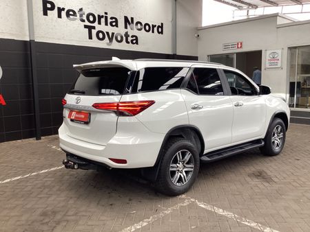 2020-Toyota-Fortuner-24-GD-6-Raised-Body_1