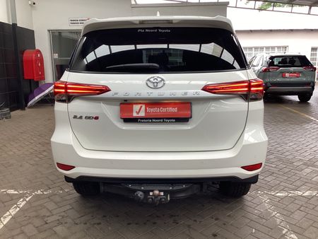 2020-Toyota-Fortuner-24-GD-6-Raised-Body_4