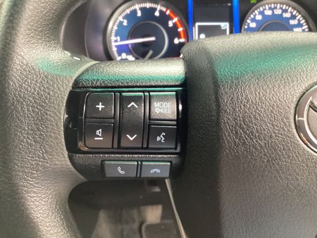 2020-Toyota-Fortuner-24-GD-6-Raised-Body_8