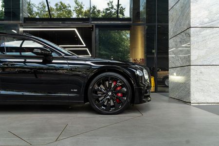 2021-Bentley-Flying-Spur-W12_11