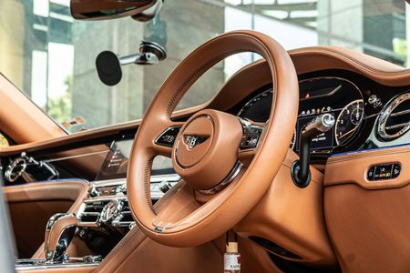 2021-Bentley-Flying-Spur-W12_19