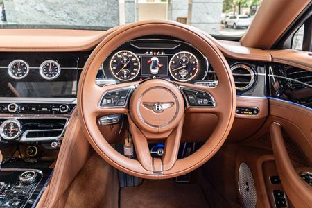 2021-Bentley-Flying-Spur-W12_20