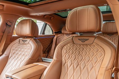 2021-Bentley-Flying-Spur-W12_27