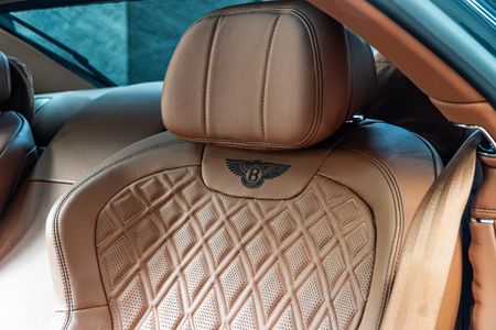 2021-Bentley-Flying-Spur-W12_32